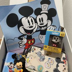 Mickey Mouse Gift Box