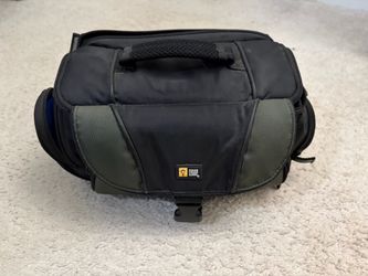 Case Logic Medium Camera Bag