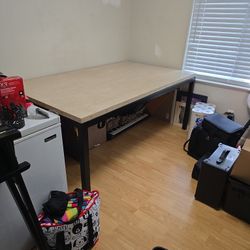 Pottery Barn Table Good Condition