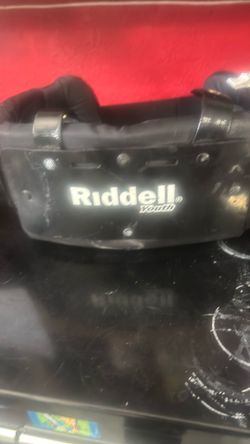 Youth rib pads ( Riddell)