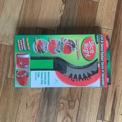 The New Slice Right , Great for Watermelon, Honey dew, Cantalope