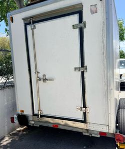 REFRIGERATED TRAILER FOR SALE