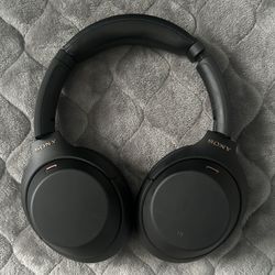 Sony XM4’s 