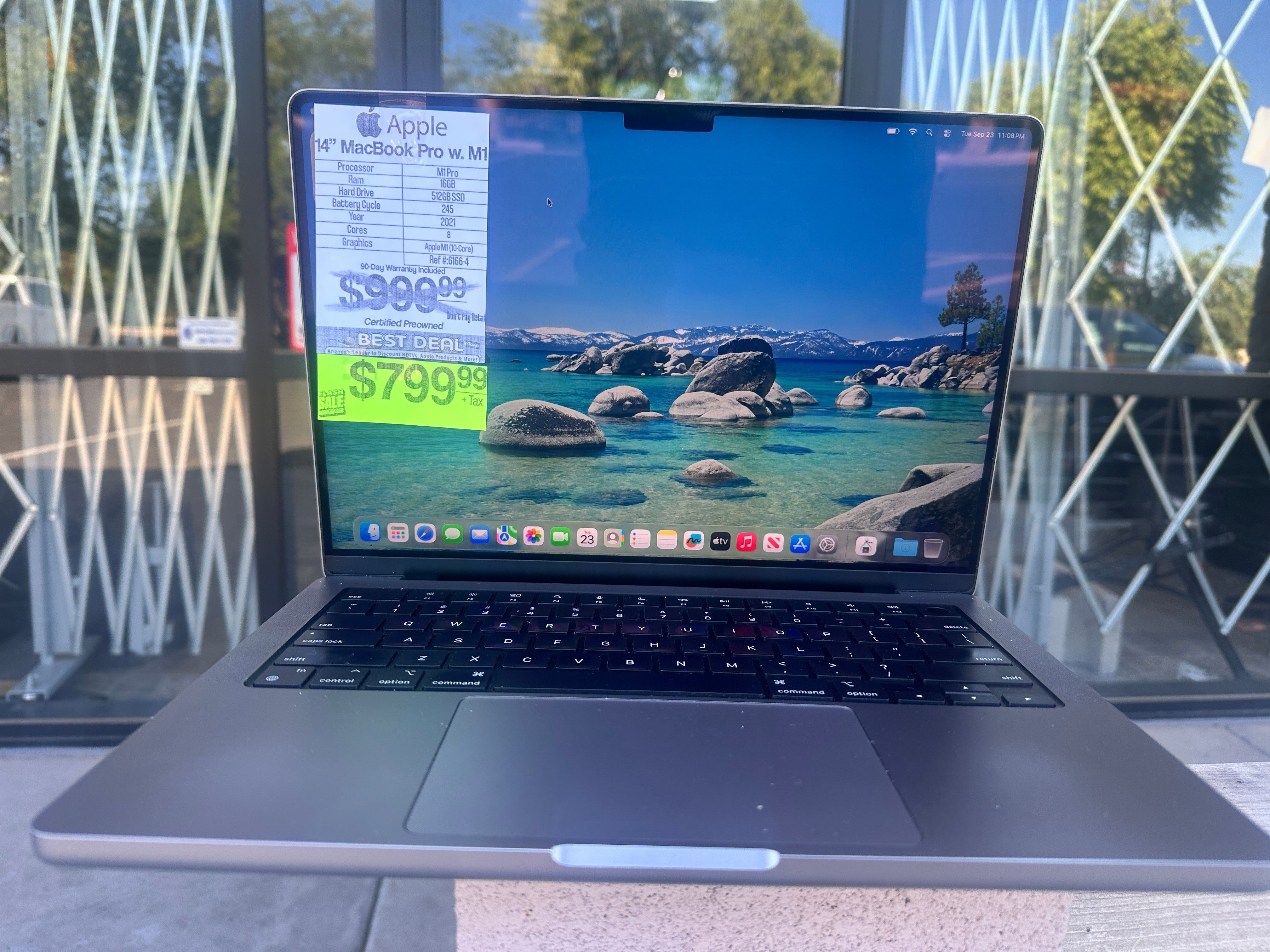 🍎 🖥️ 📱 APPLE SALES ALL WEEK!!! 14" MacBook Pro Retina M1 Pro 8-Core CPU, 14-Core GPU, 16GB Ram, 512GB SSD 2021