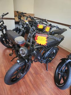 USED OPEN BOX 1500W Full-Suspension Moped Style Electric Bike (2026 Model)