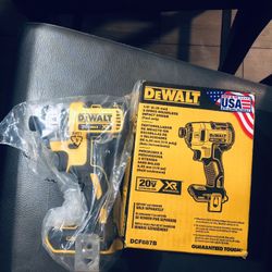 DeWALT  1/4 impact Driver 