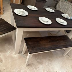BEAUTIFUL Farmhouse Style Dining Set w/2 Benches & 2 Chairs