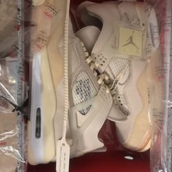 Off Whites  Jordan 4    Size 12