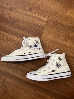 Butterfly converse size 12 kids