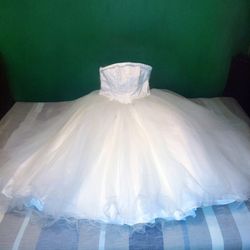 Ball Wedding Dress Sz  Medium