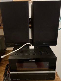 Sony bookshelf stereo  CD player