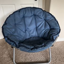 Foldable Blue Saucer Chair 