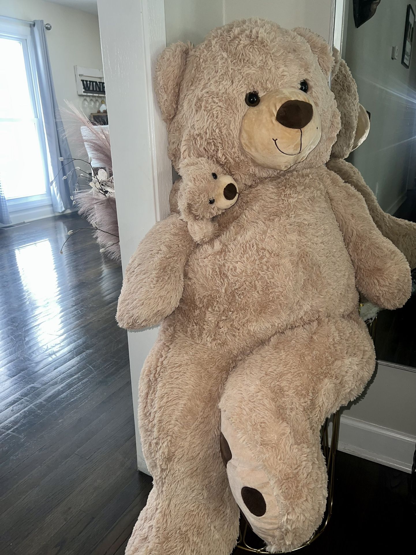 Giant Teddy Bear 