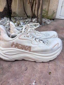 Hoka Women’s Clifton 10 Vanilla Birch