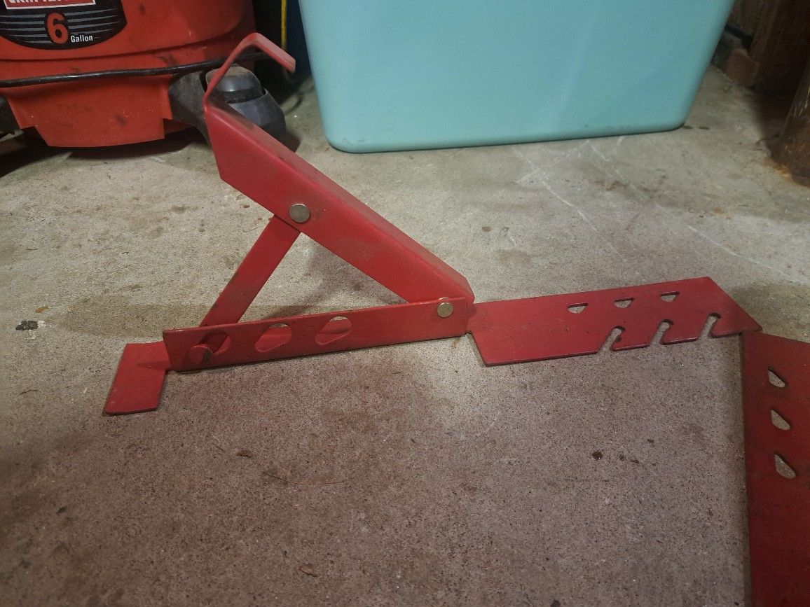 Ladder Jacks