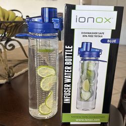 Infuser water bottle