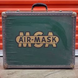 RARE Vintage MSA (Mine Safety Appliances) Air-Mask Industrial Trunk Case Breathing Apparatus