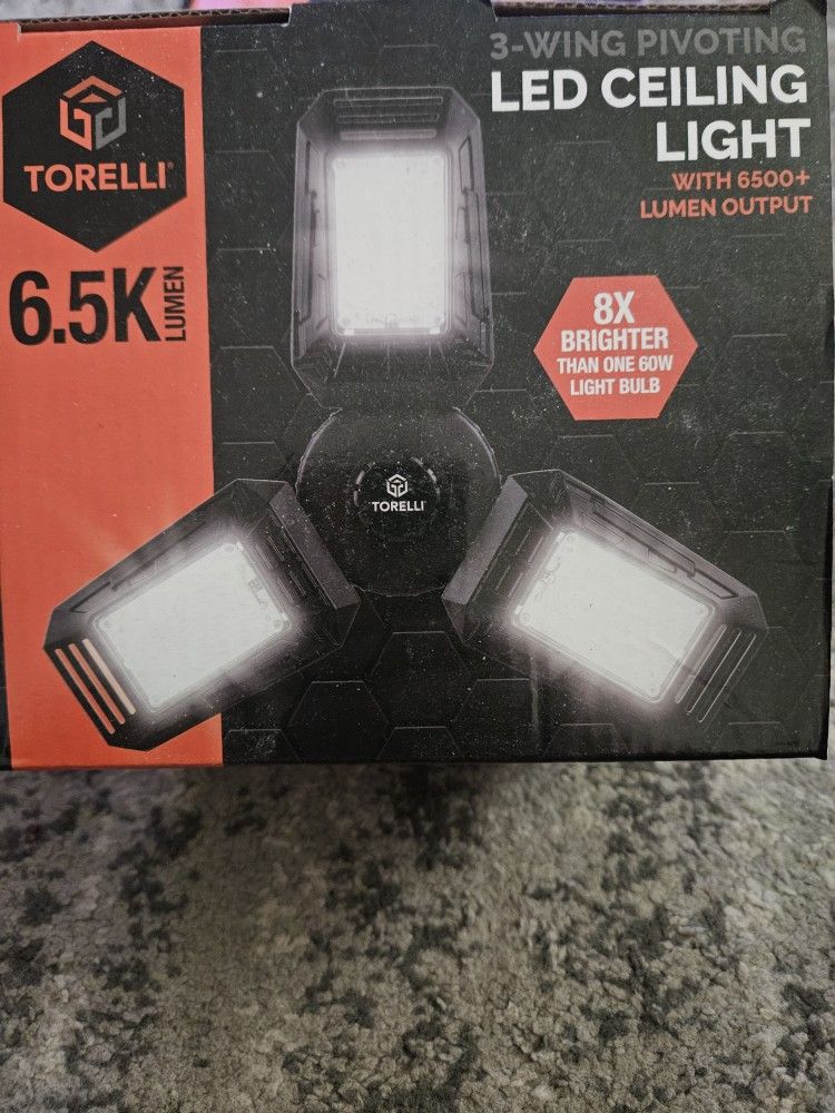 Torelli 3-wing LED CEILING LIGHT With 6500+ Lumen Output, Garage / Work Light