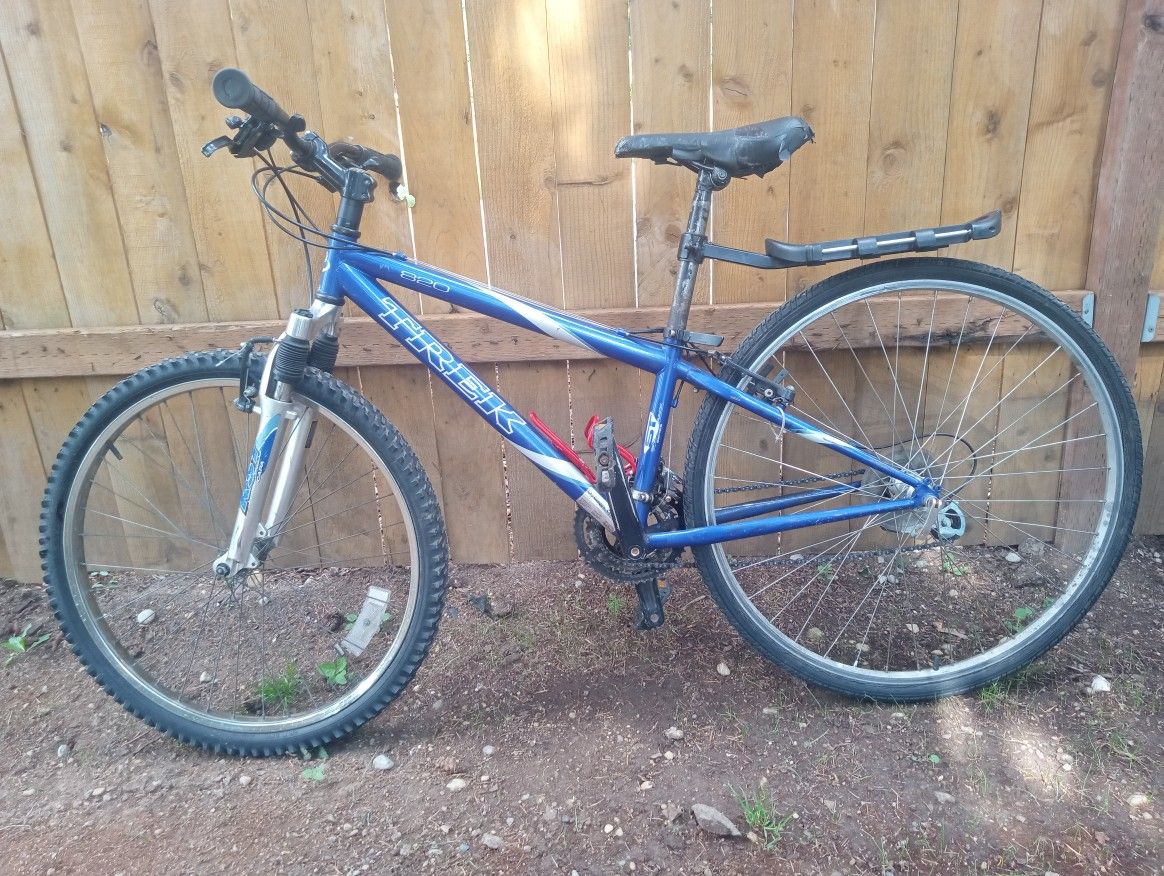 Trek 820