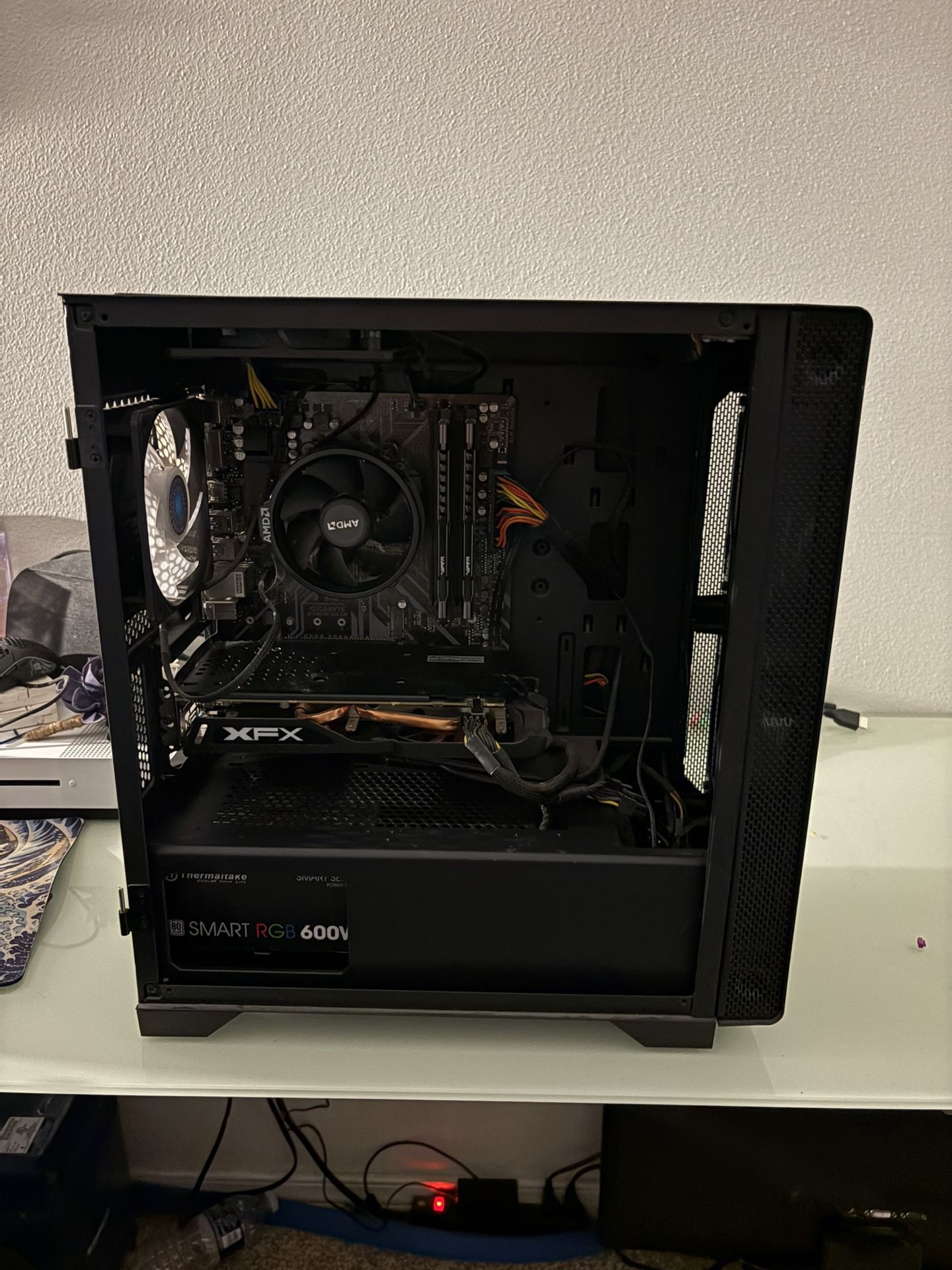 Old Prebuilt Gaming Pc For Repair/as Is/ For Parts