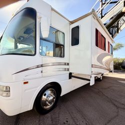 2002 Dolphin XL By National RV 35Ft Class A With 2 Large Slides Low Miles