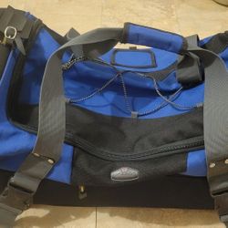 Ricardo Beverly Hills Drop Bottom Rolling Duffel Bag Luggage Backpack