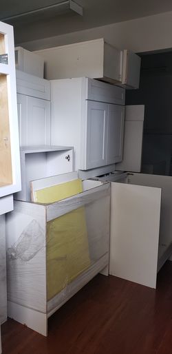 Kitchen cabinets and countertops great prices