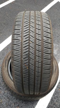 2 tires Yokohama 205/50R17