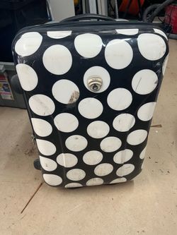 Domo 15 X 23 Hardside luggage