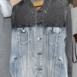 Levi’s Jean Jacket 