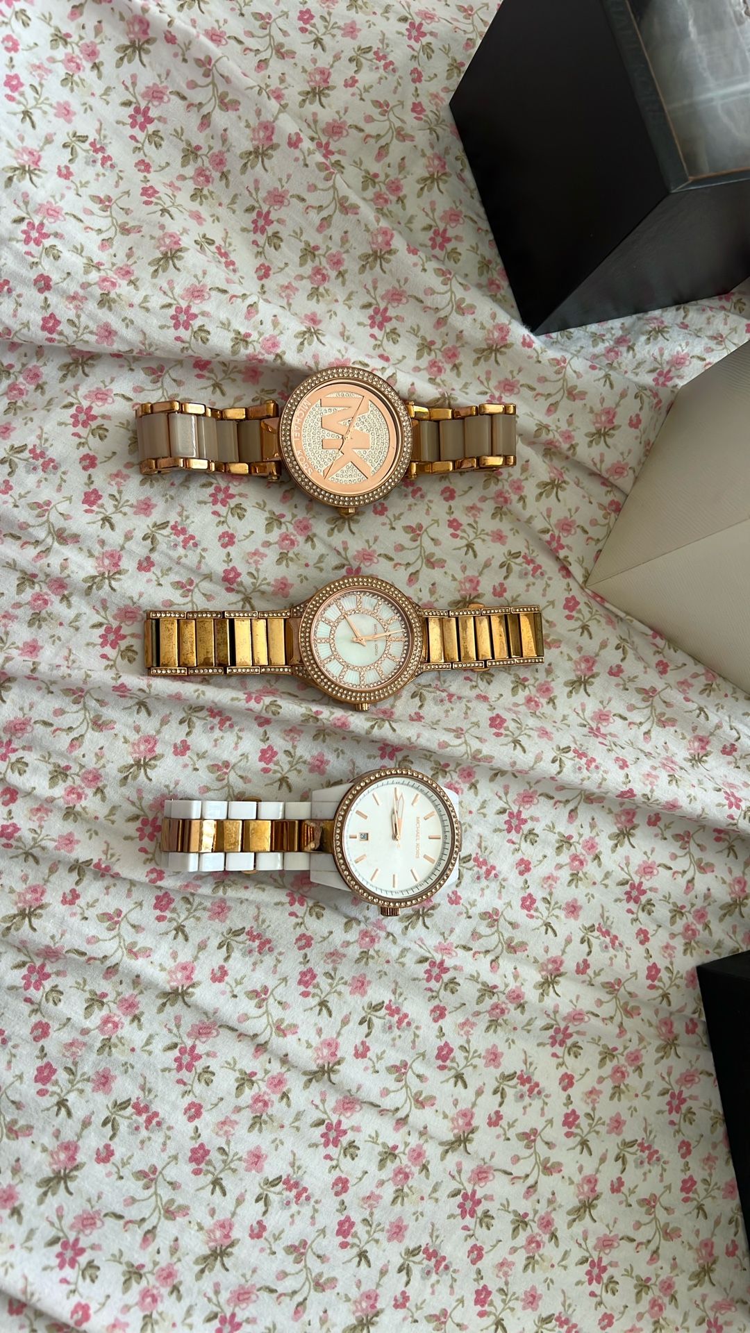 Michael Kors Watch $75 PER PIECE Or Best PRICE