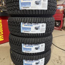 (4) - 235/60/16 Sailun Ice Blazer WSTX Snow Tires 