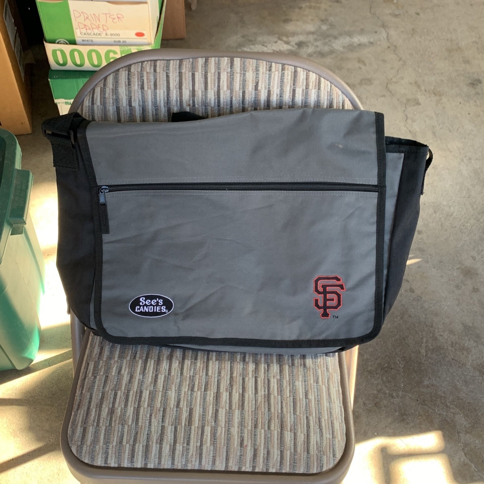 Giants Cross Body Bag