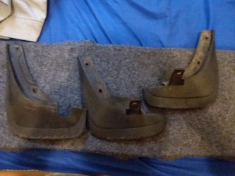 Toyota tercel 95 mud flaps have 3 only make me offer pik up only