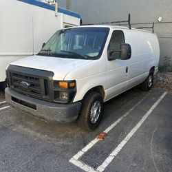 Ford E150 2008 