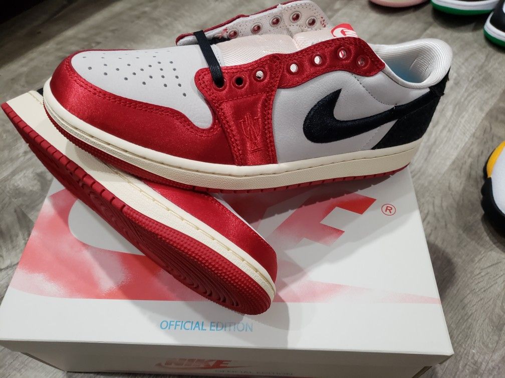 Jordan 1 Low Og Trophy Room