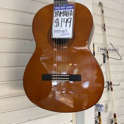 Yamaha C40 Acoustic Guitar 