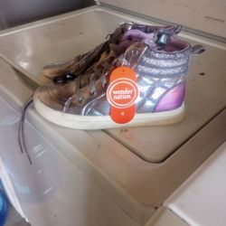 Walmart Girls Shoes Size 4 New With Tag $8