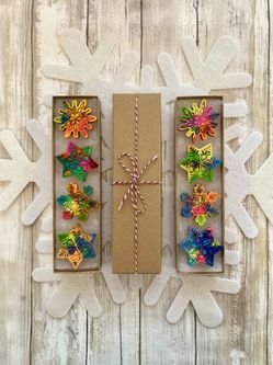 Snowflake Crayons, Gifts for Kids, Stocking Stuffers, Toddler Gifts, Custom Gifts