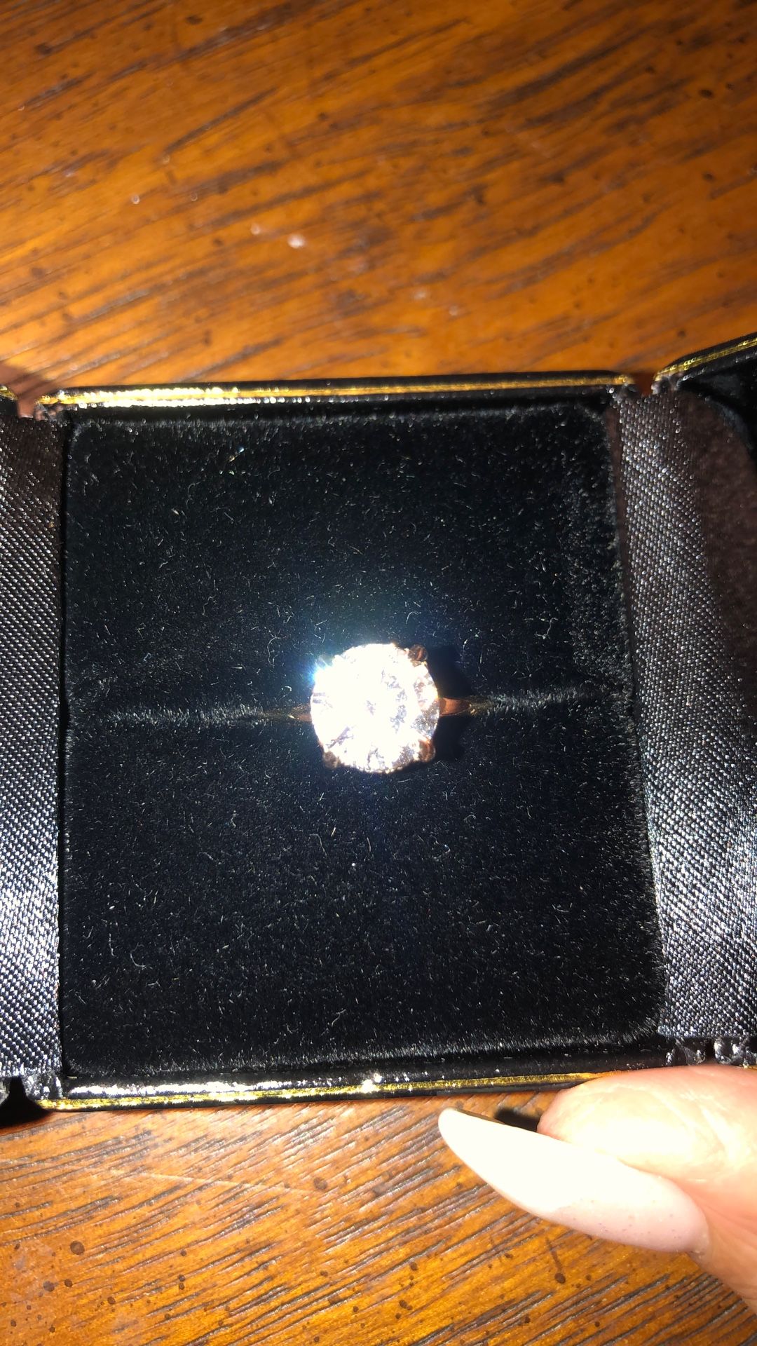 2.5 Ct. Round F Color VS1 Lab Grown Diamond IGI Certified