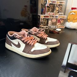 Jordan 1 Low Mochas 