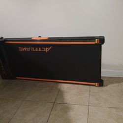 Treadmill - Home Gym 