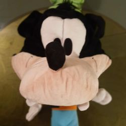 Disney Resort Limited Goofy Plush Doll & Hat