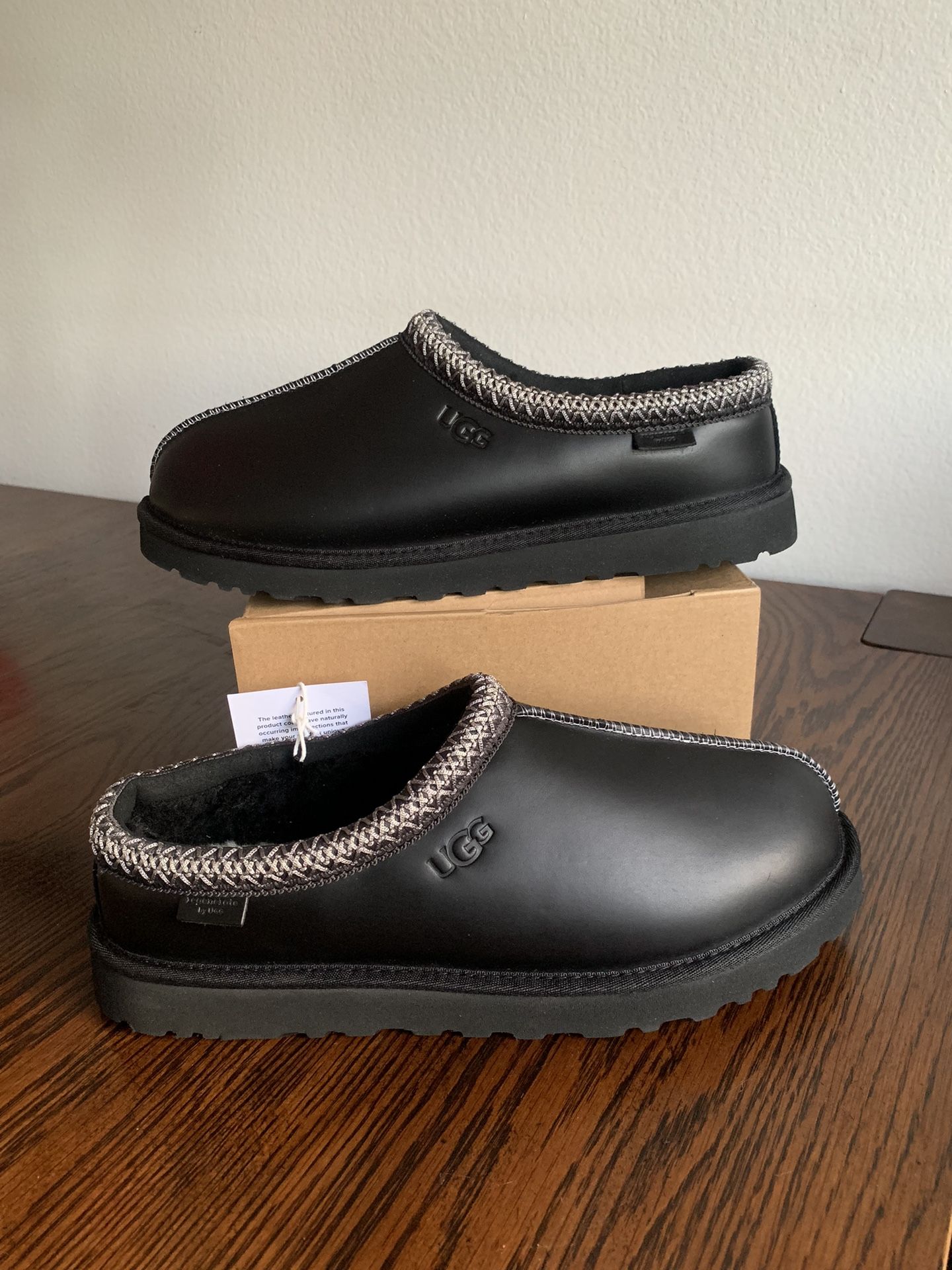 Size:10 New Men UGG Leather Tasman Slippers Talla:10 Pantunflas UGG De Piel Nuevas De Hombre Oxnard,CA 93033 $90**