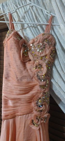 Woman's Dress Light Pink
