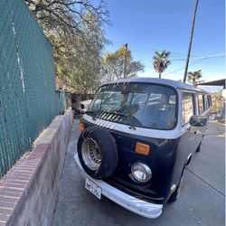 1973 Volkswagen Bus