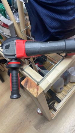 Milwaukee Cordless Angle Grinder-tool only-pick up only