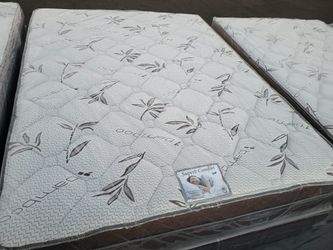 Brand new Queen size Pillowtop Mattress Included box spring.
