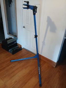 Park tool Bike mechanic repair stand