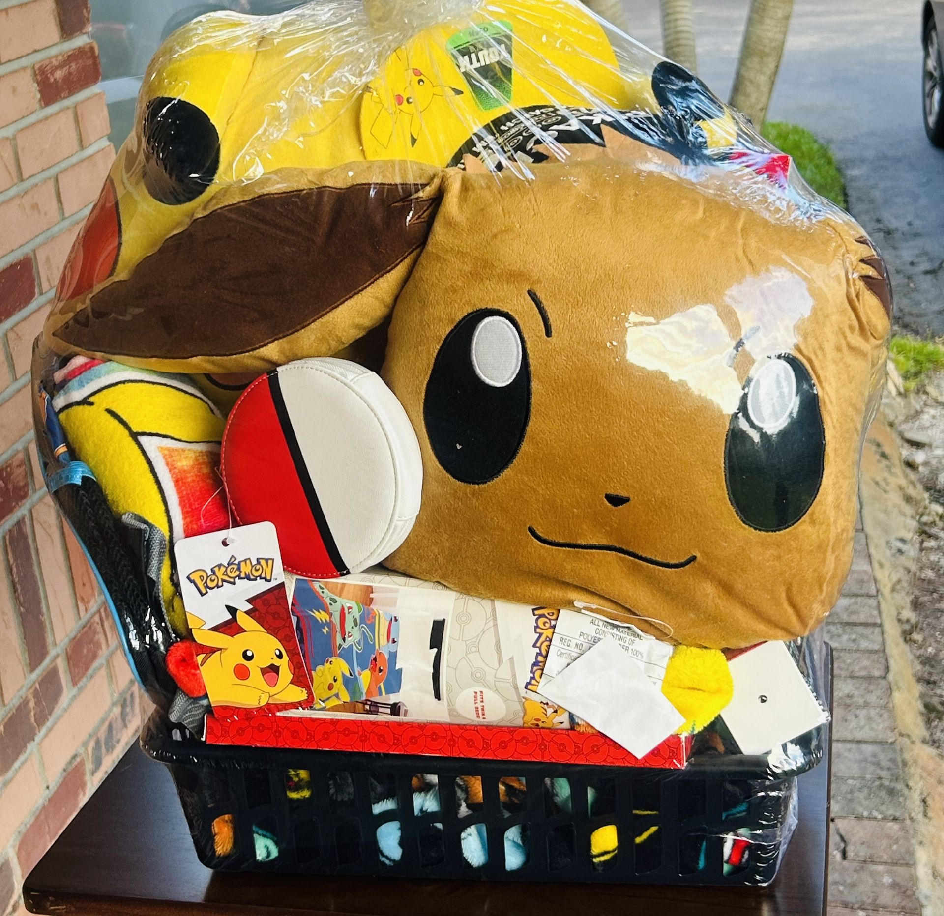 Pokemon Christmas Toy Bundle ‼️